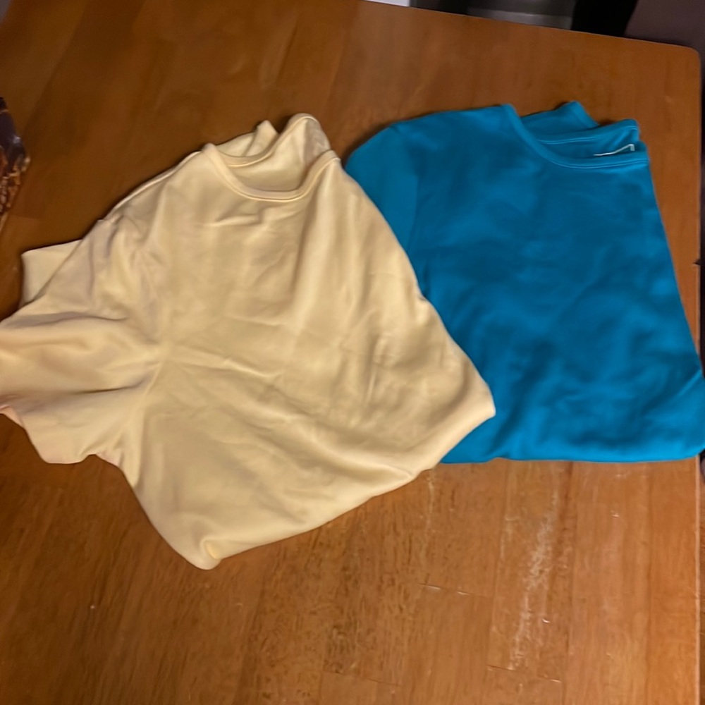 Women’s L.L. Bean med/Lg t-shirt bundle
